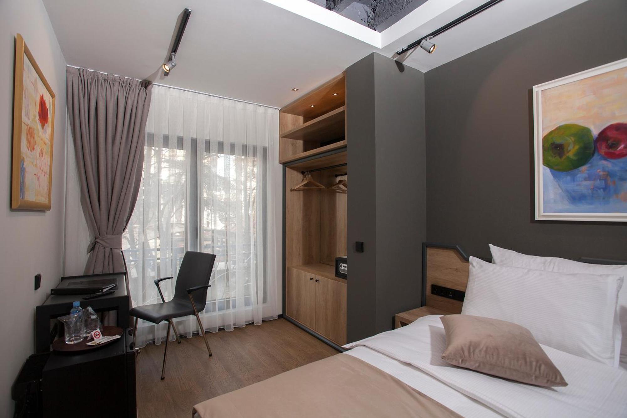 Solun'S Riverside Rooms Szkopje Szoba fotó