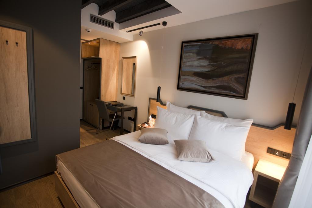Solun'S Riverside Rooms Szkopje Kültér fotó