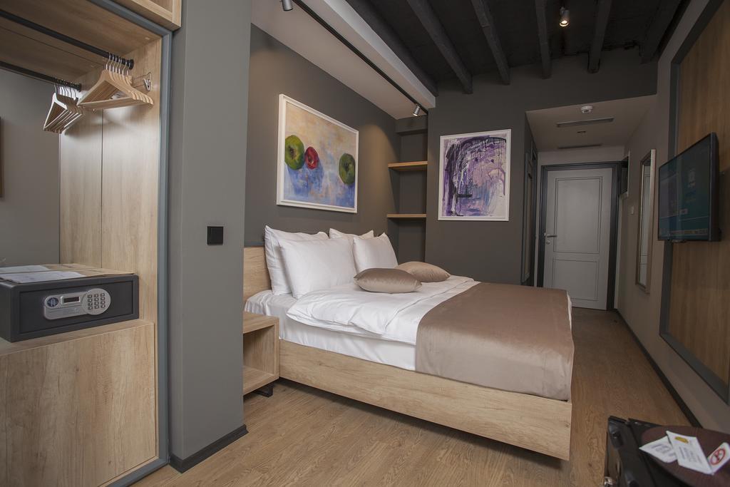 Solun'S Riverside Rooms Szkopje Kültér fotó
